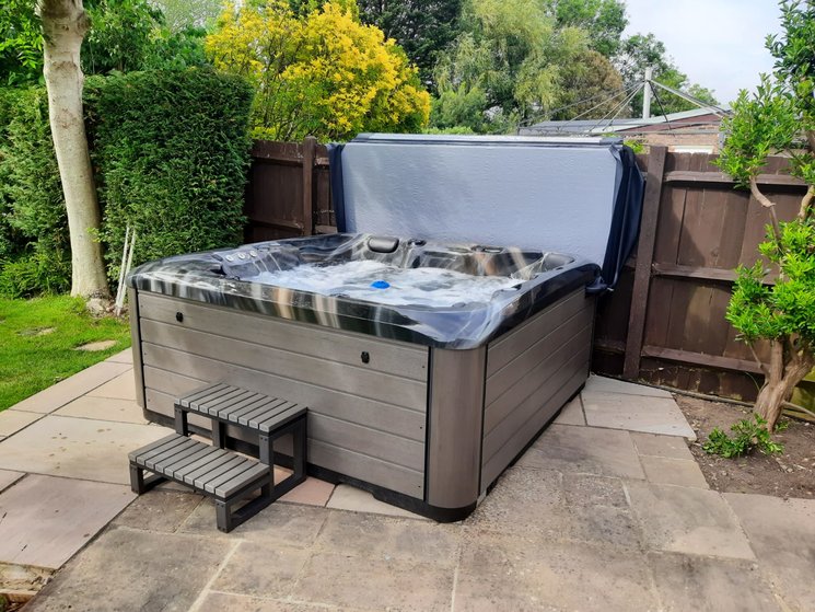 Mariana Whirlpool — Terrasse